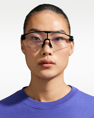 Nike ACG Vista Peak Photochromic Sunglasses. Nike.com